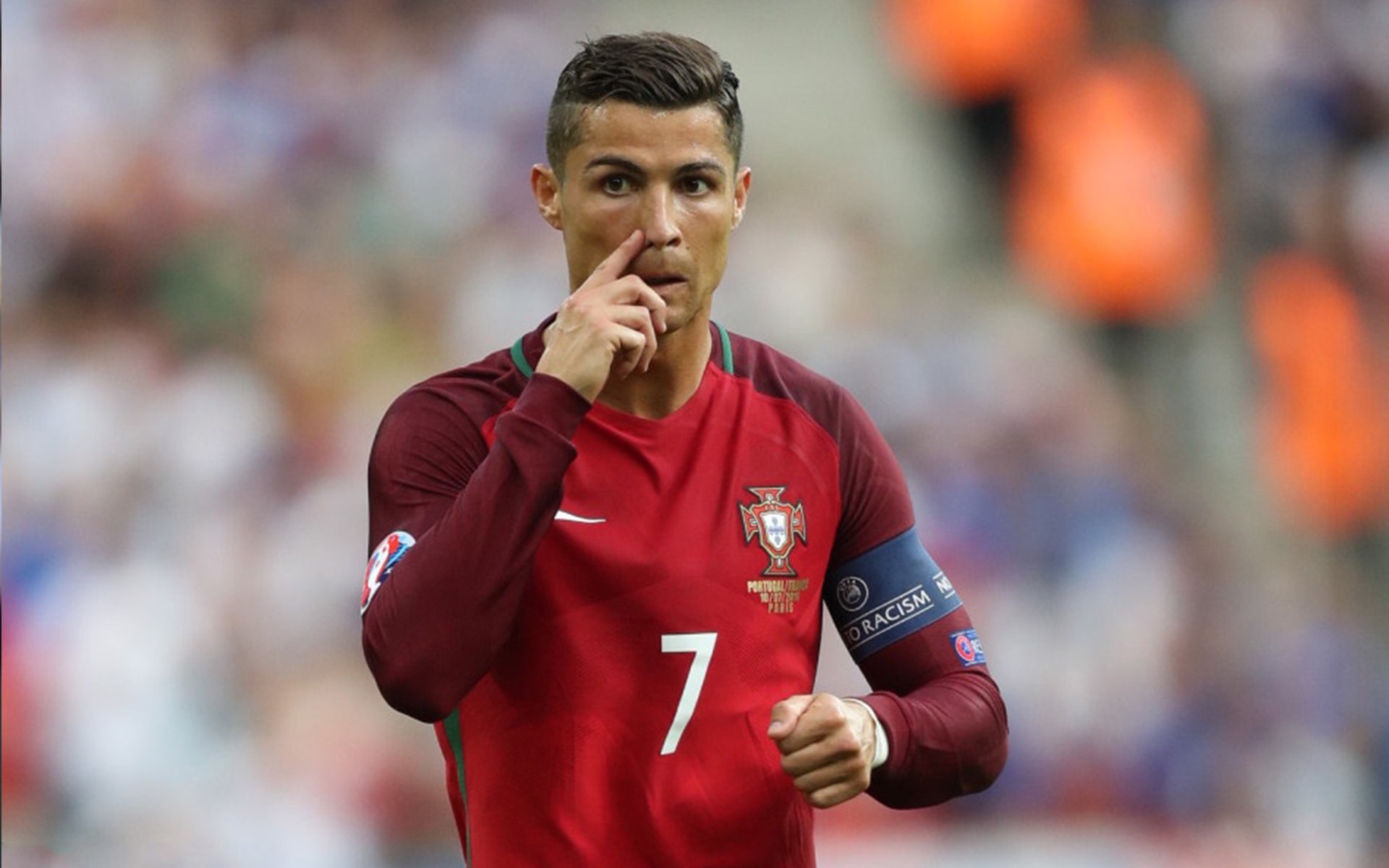 熊猫体育中国App-世界排名争夺战之夜，萨拉赫比赛走势一手掌控